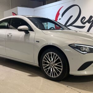 MERCEDES-BENZ Clase CLA 250e 8G-DCT 220 CV HIBRIDO. ENCHUFABLE GASOLINA AUTOMATICO KM:103.000 AÑO:2021
