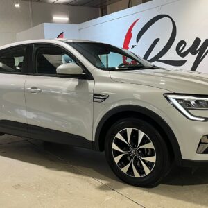 RENAULT Arkana Arkana 1.6 E-Tech Equilibre 145CV AUTOMATICO GASOLINA-HIBRIDO KM:29.000 AÑO:09/2023