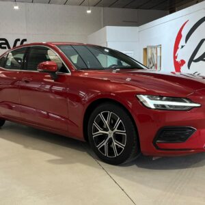 Volvo S60 B4 FWD Core Auto 2023 GASOLINA-HIBRIDO - 112.000 Km.